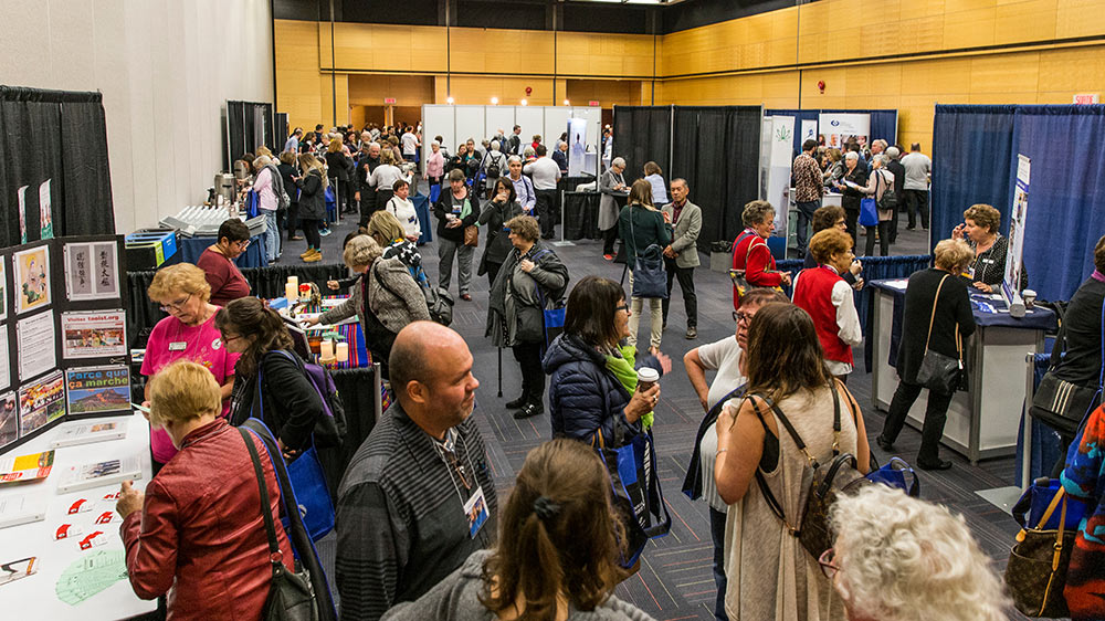 Photography of people at the Quebec Forum