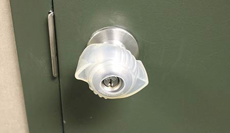 Photography of a non-slip doorknob cover