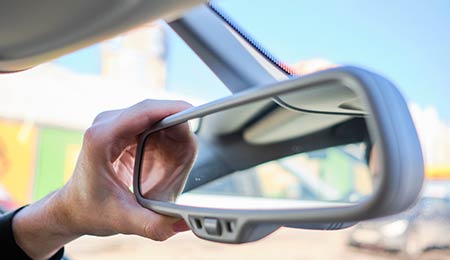 Photography of wide-angled rear-view mirror