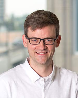Dr. Glen Hazlewood